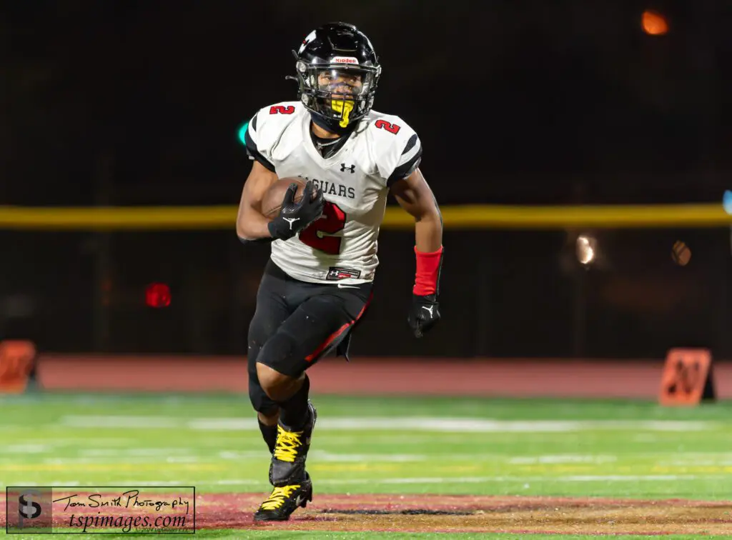 Jackson Memorial's Jonah Glenn (Photo by Tom Smith/tspsportsimages.com) 