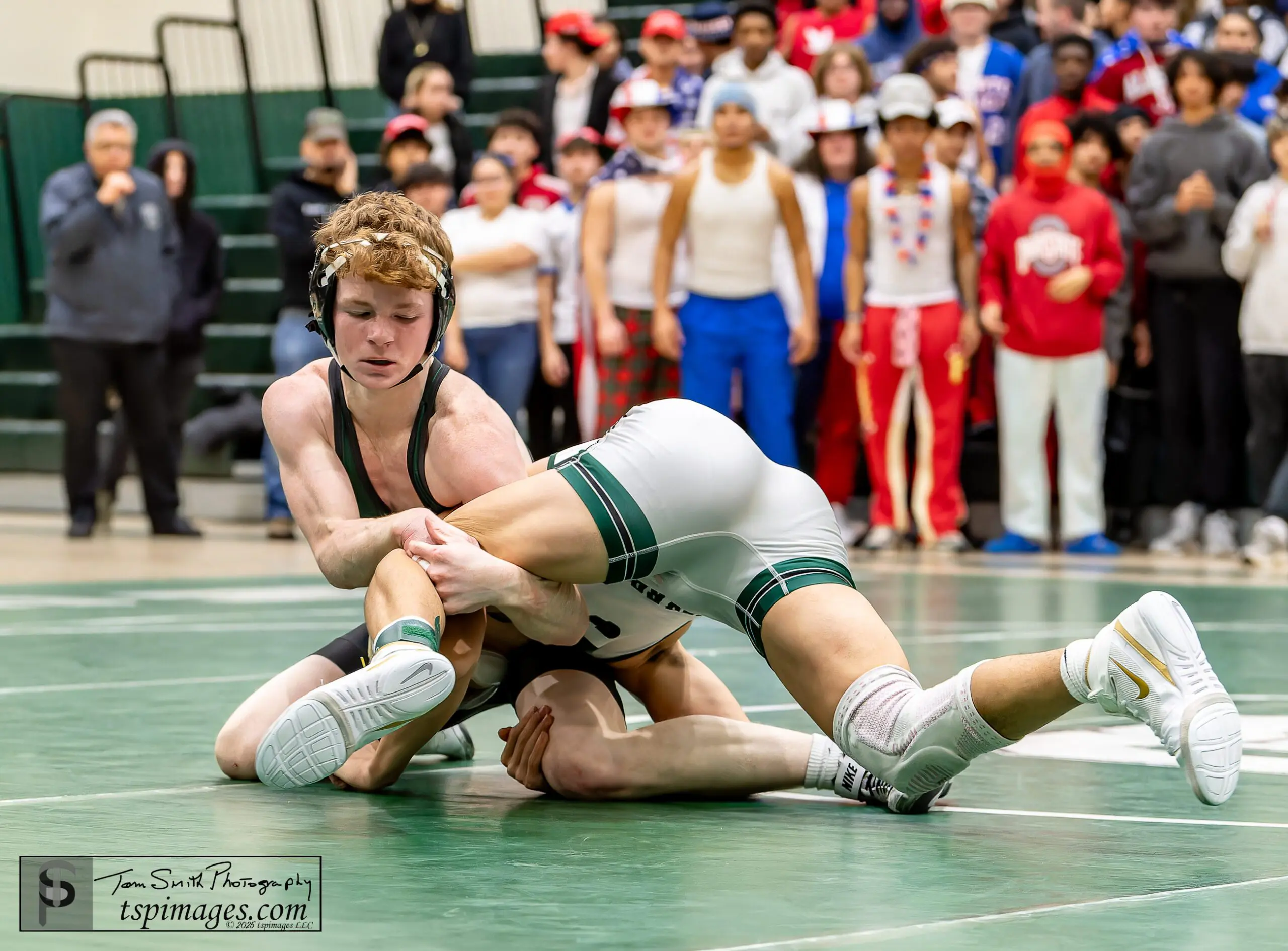 150lb CN Matthew Anderson vs LB Javier Guzman - Shore Sports Insider Photo credit: Tom Smith | tspsportsimages.com - 150lb CN Matthew Anderson vs LB Javier Guzman