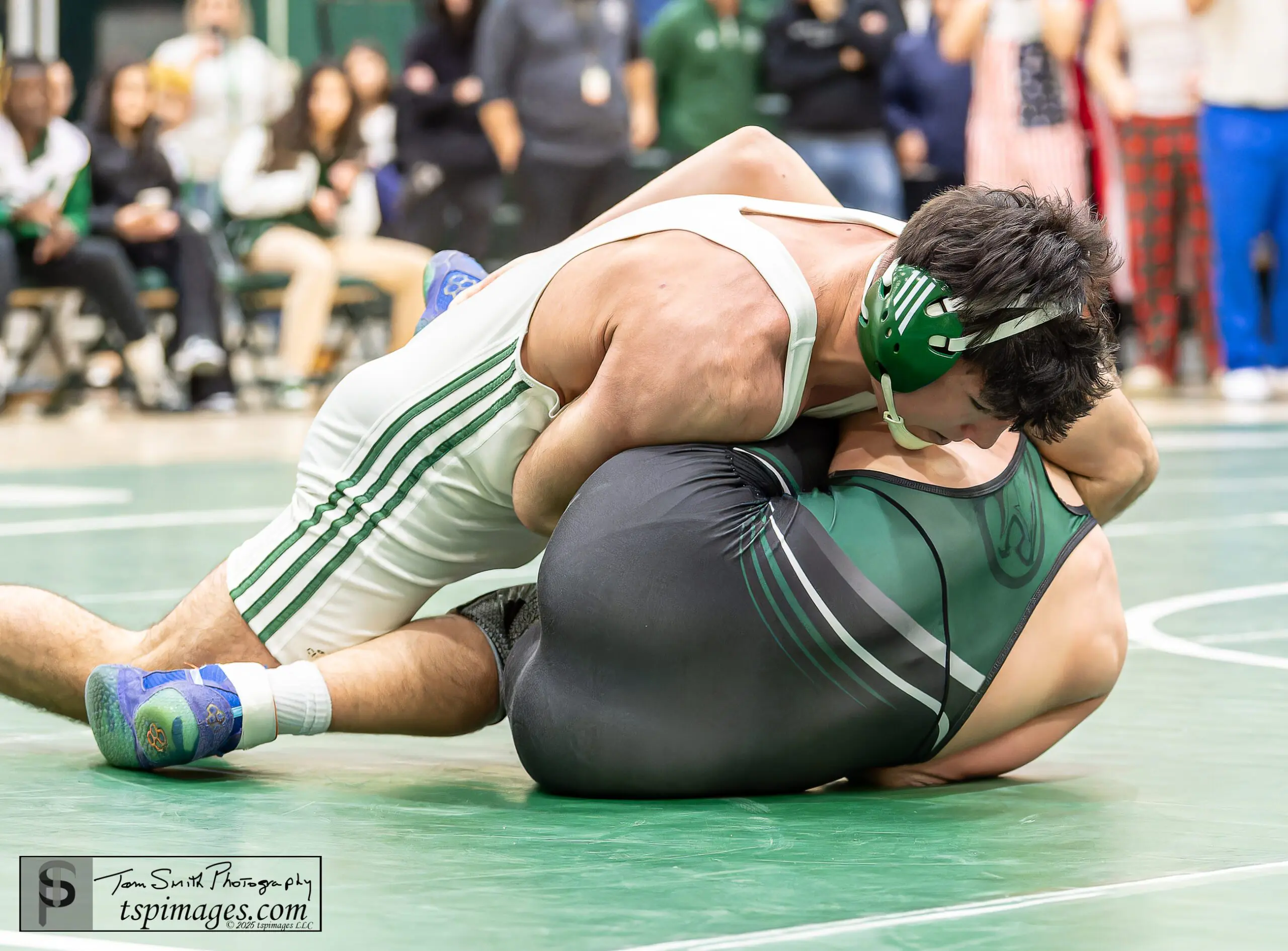 175lb CN Nicholas Jannucci vs LB Tornick Kajaia - Shore Sports Insider Photo credit: Tom Smith | tspsportsimages.com - 175lb CN Nicholas Jannucci vs LB Tornick Kajaia